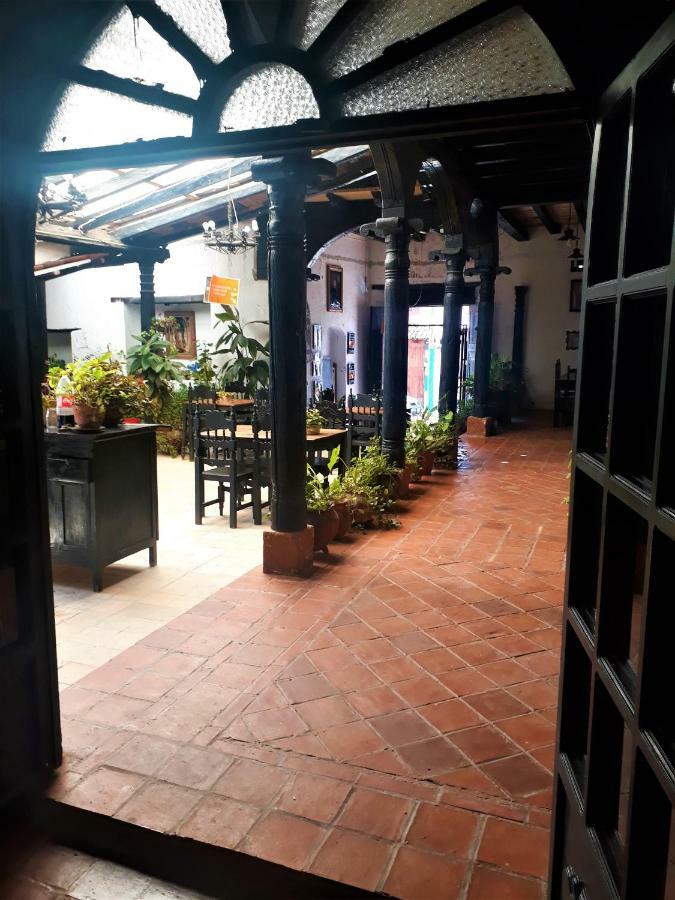 Hosteria Del Virrey - B&B San Cristóbal de Las Casas Екстериор снимка